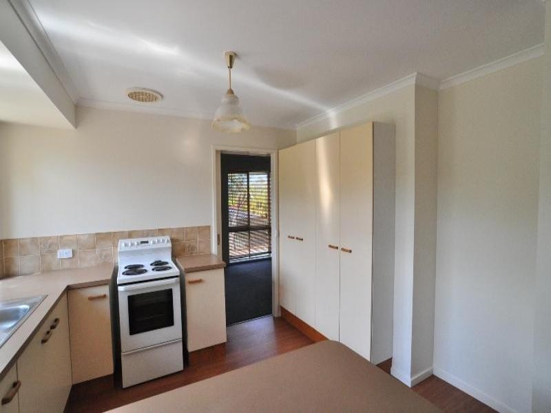 9 Tanunda Drive, Helensvale QLD 4212