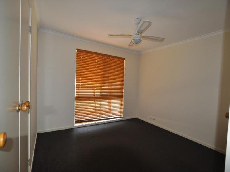 9 Tanunda Drive, Helensvale QLD 4212