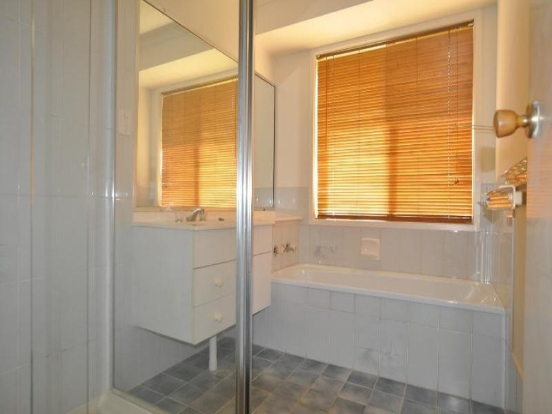 9 Tanunda Drive, Helensvale QLD 4212