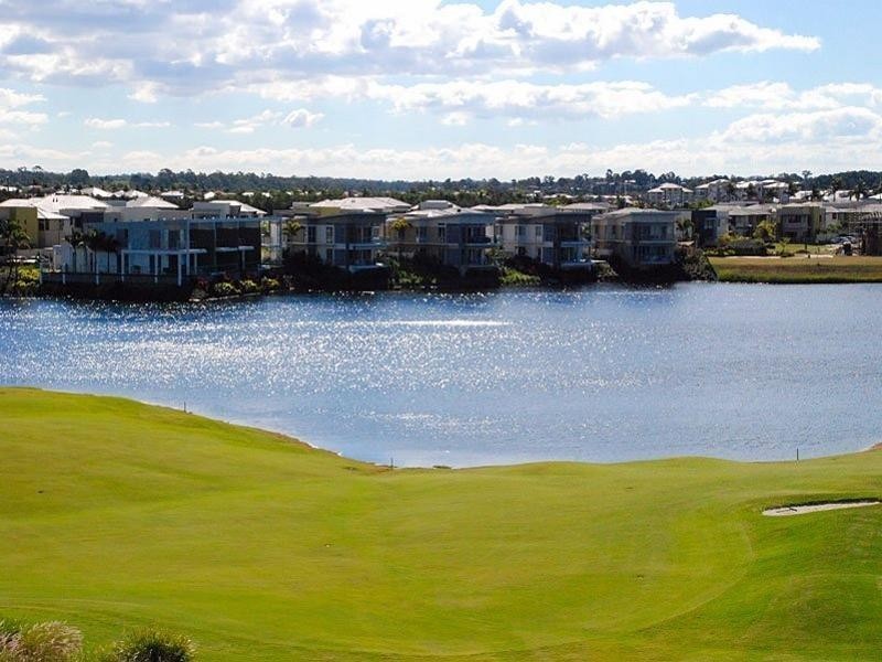 Hope Island QLD 4212