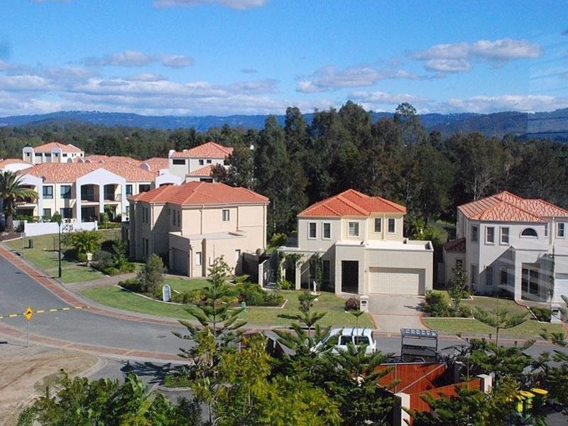 Hope Island QLD 4212