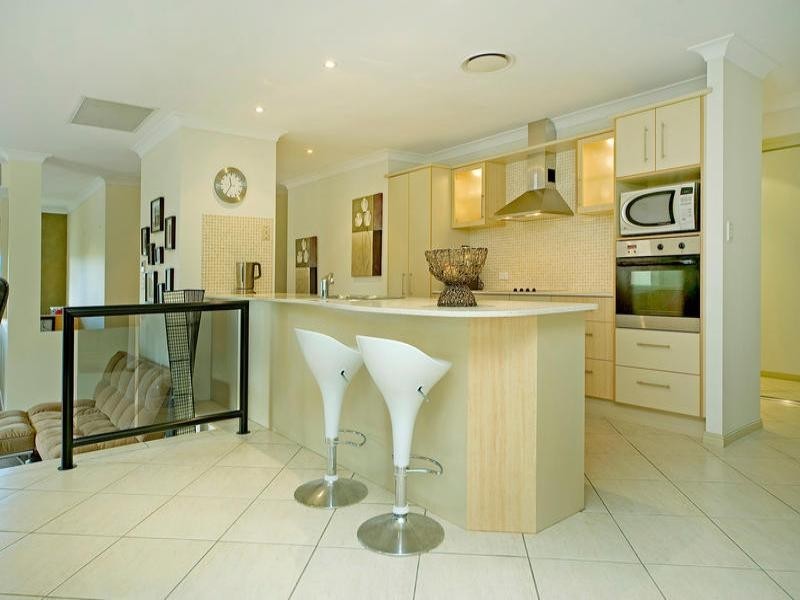 11 Mcnamara Court, Oxenford QLD 4210