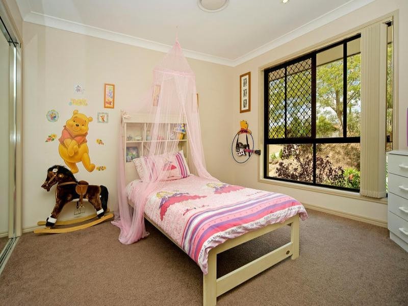 11 Mcnamara Court, Oxenford QLD 4210