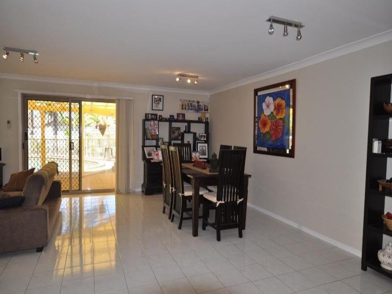 26 Lakewood Court, Helensvale QLD 4212