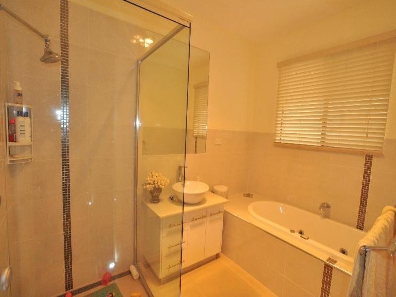 22 Leander Circuit, Oxenford QLD 4210