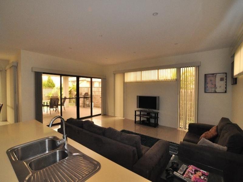 22 Leander Circuit, Oxenford QLD 4210