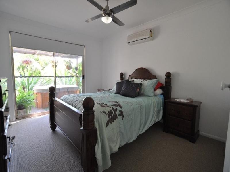 2 Arlene Park Terrace, Helensvale QLD 4212