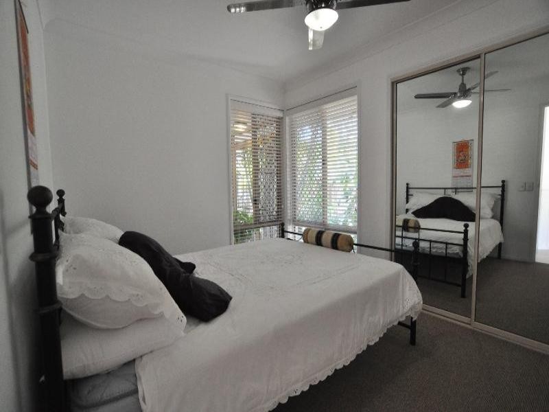 2 Arlene Park Terrace, Helensvale QLD 4212