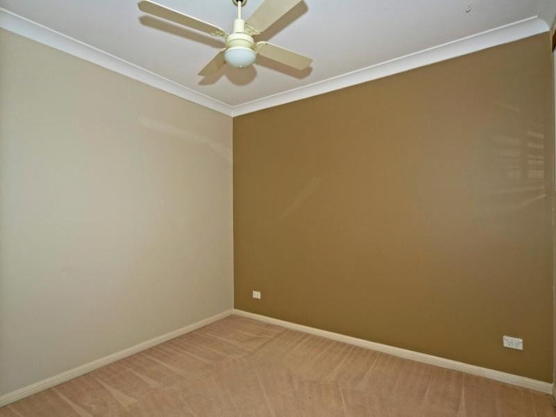 18/19 Santa Barbara Road, Hope Island QLD 4212