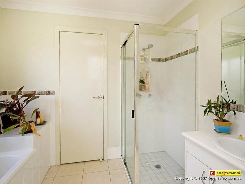 1 Moorhen Street, Coomera QLD 4209