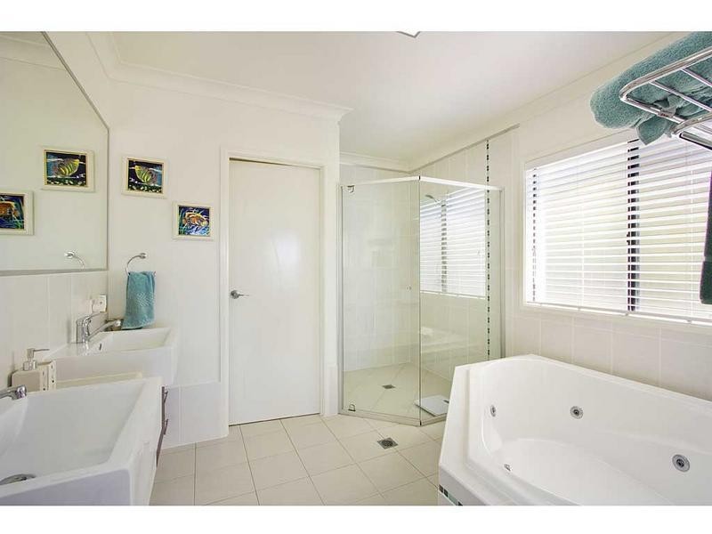 15 Abercrombie Court, Upper Coomera QLD 4209