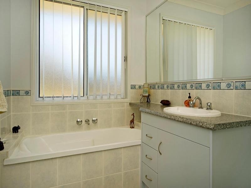 19 Redstart Street, Upper Coomera QLD 4209