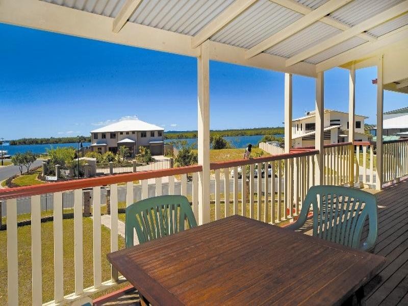 45 The Esplanade, Jacobs Well QLD 4208