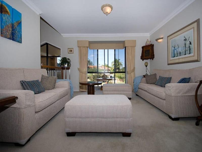 104 Sheehan Avenue, Hope Island QLD 4212