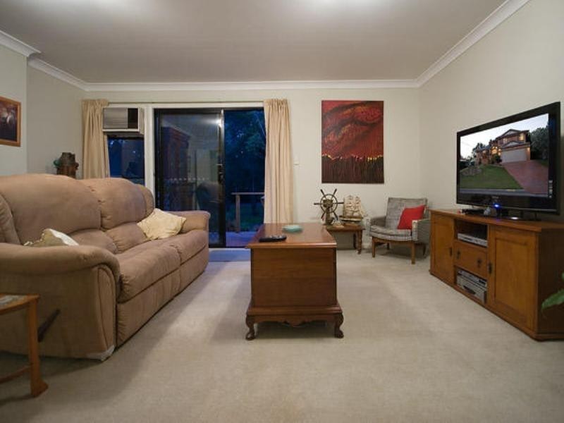 104 Sheehan Avenue, Hope Island QLD 4212