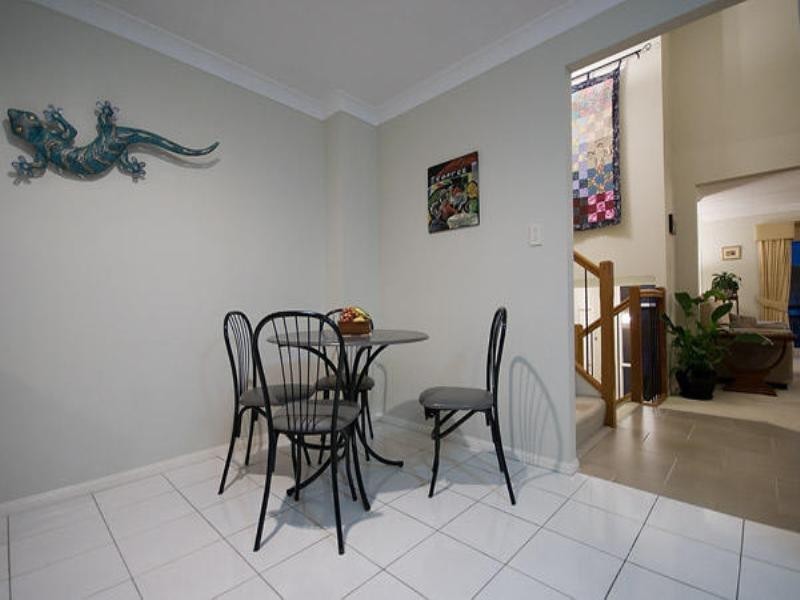 104 Sheehan Avenue, Hope Island QLD 4212