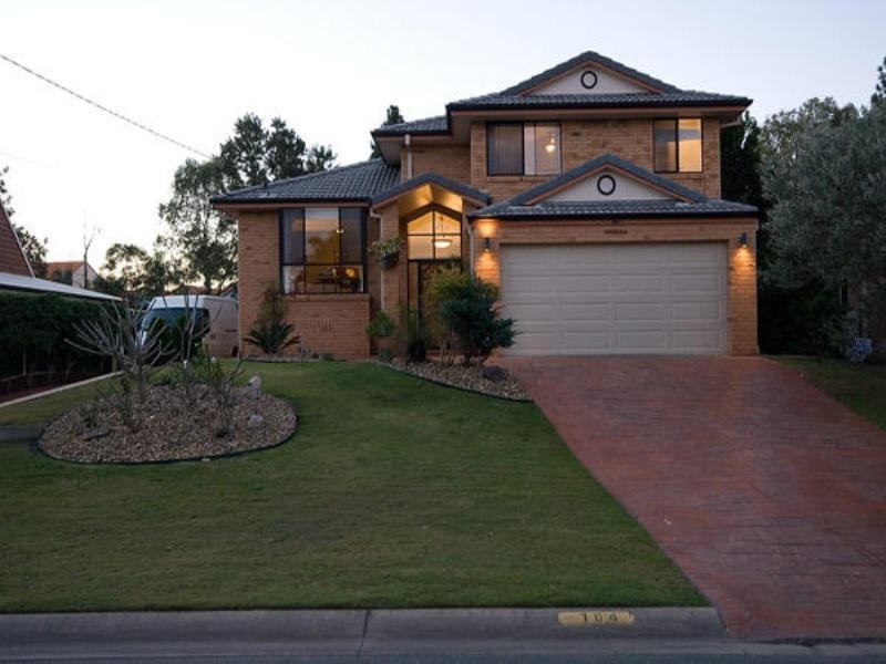 104 Sheehan Avenue, Hope Island QLD 4212