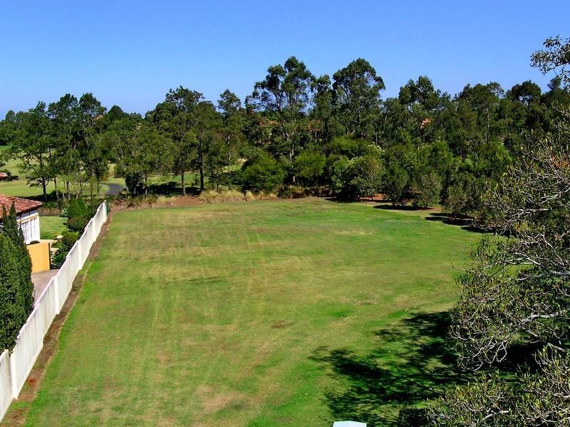 3183 Riverleigh Drive, Hope Island QLD 4212