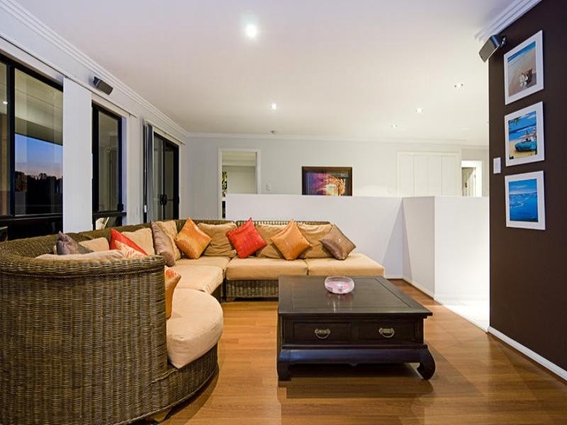 10 Mcgrath Court, Ormeau Hills QLD 4208