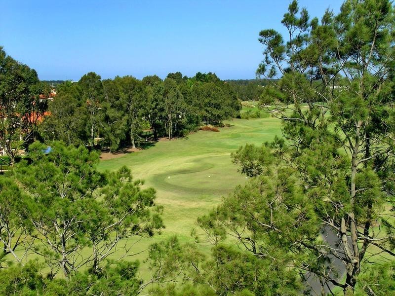 3183 Riverleigh Drive, Hope Island QLD 4212