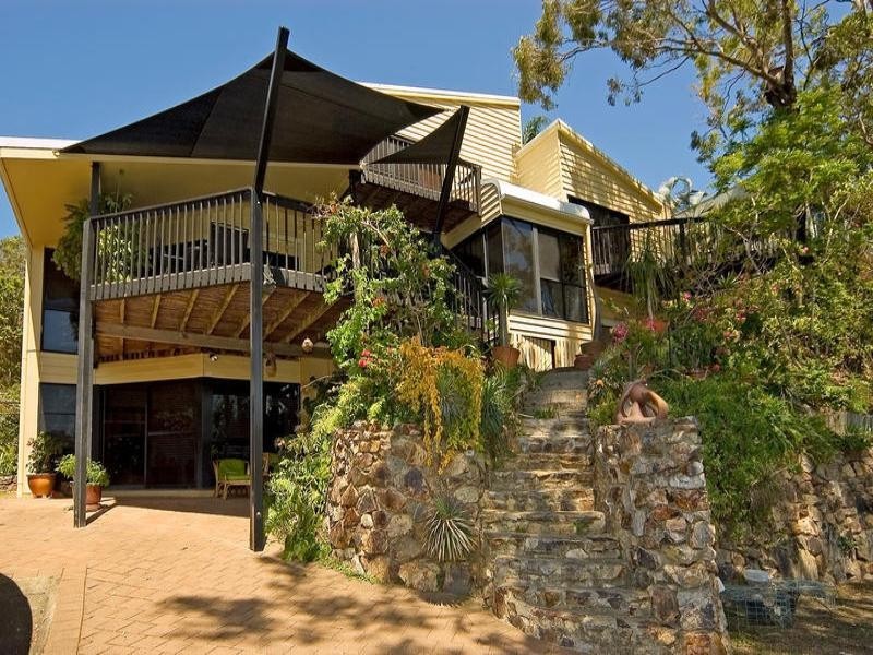 42 Chindrina Street, Hope Island QLD 4212
