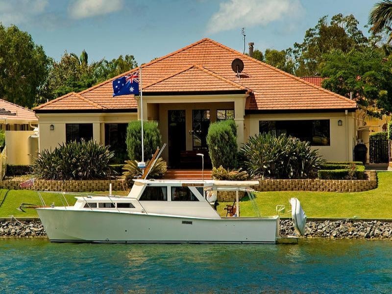 13 Glenwater Crescent, Helensvale QLD 4212