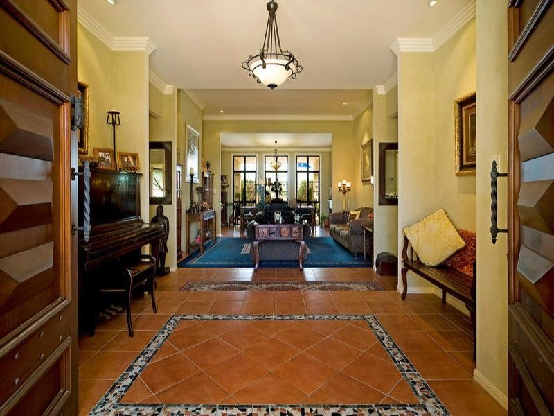 13 Glenwater Crescent, Helensvale QLD 4212