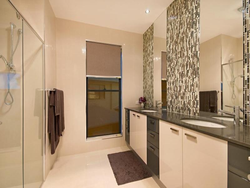 13 Westward Way, Coomera QLD 4209