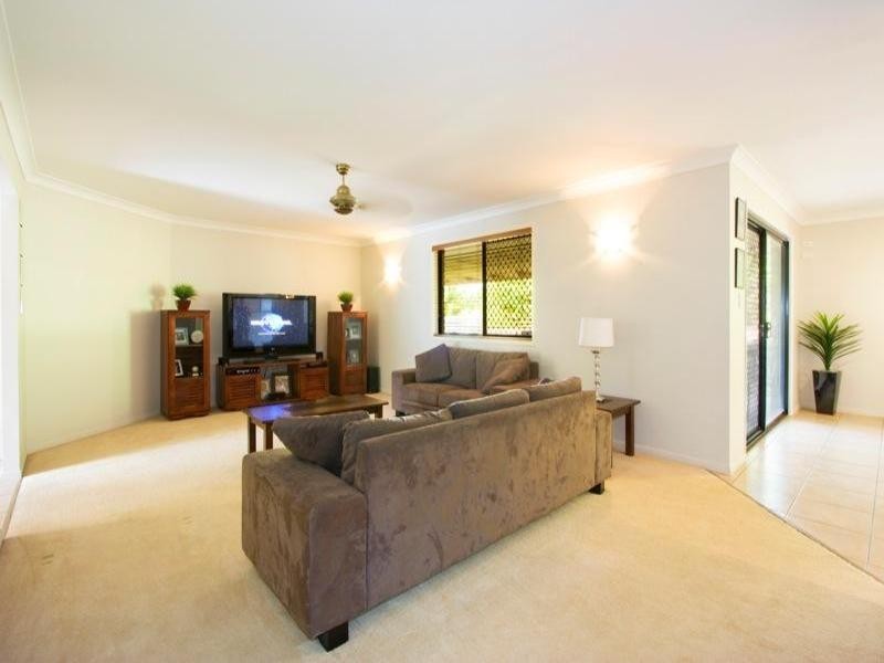 42 Ormeau Ridge Road, Ormeau Hills QLD 4208
