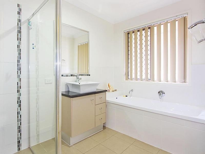 14 Southern Lights Drive, Pimpama QLD 4209