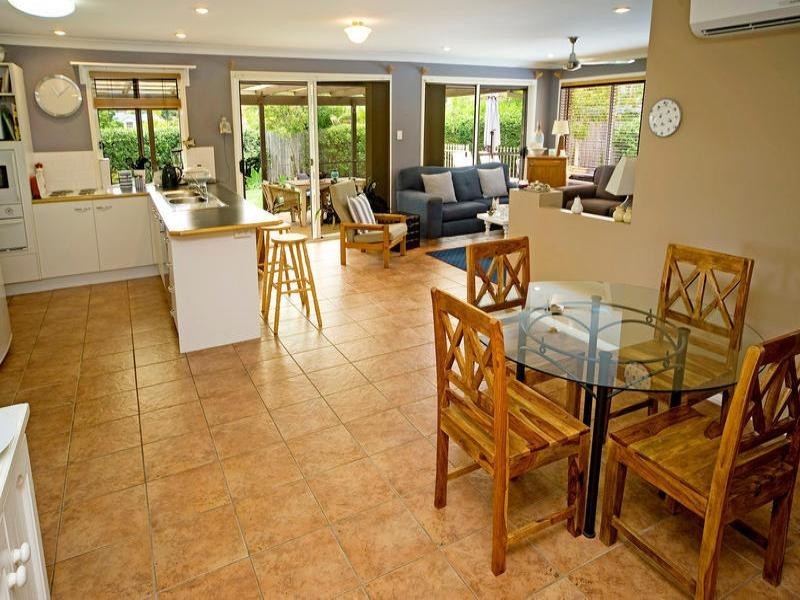 8 Acton Place, Upper Coomera QLD 4209