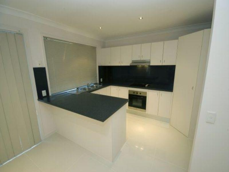 8 Pendragon Court, Ormeau QLD 4208