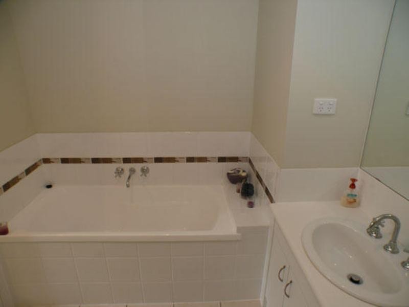 11 Trillers Avenue, Coomera QLD 4209