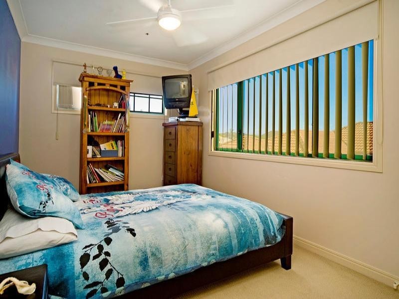 5 Wisemans Court, Hope Island QLD 4212