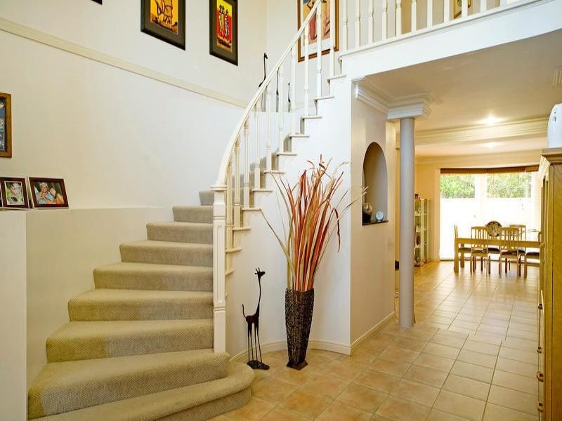 5 Wisemans Court, Hope Island QLD 4212