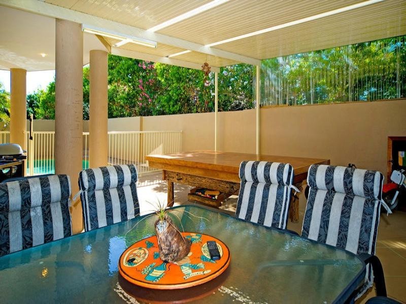 5 Wisemans Court, Hope Island QLD 4212