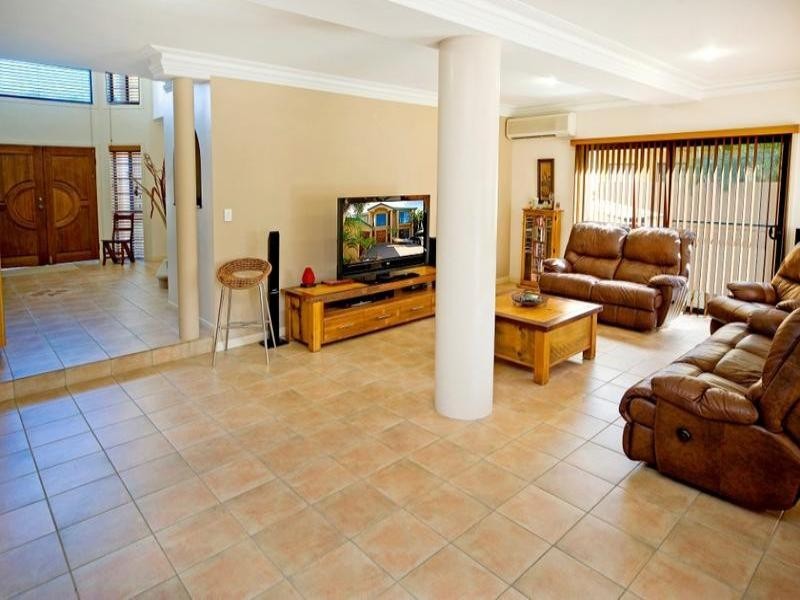 5 Wisemans Court, Hope Island QLD 4212