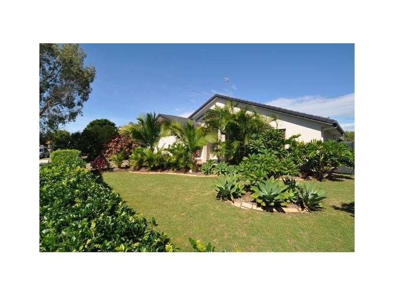 157 Monterey Keys Drive, Helensvale QLD 4212