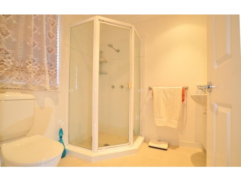 157 Monterey Keys Drive, Helensvale QLD 4212
