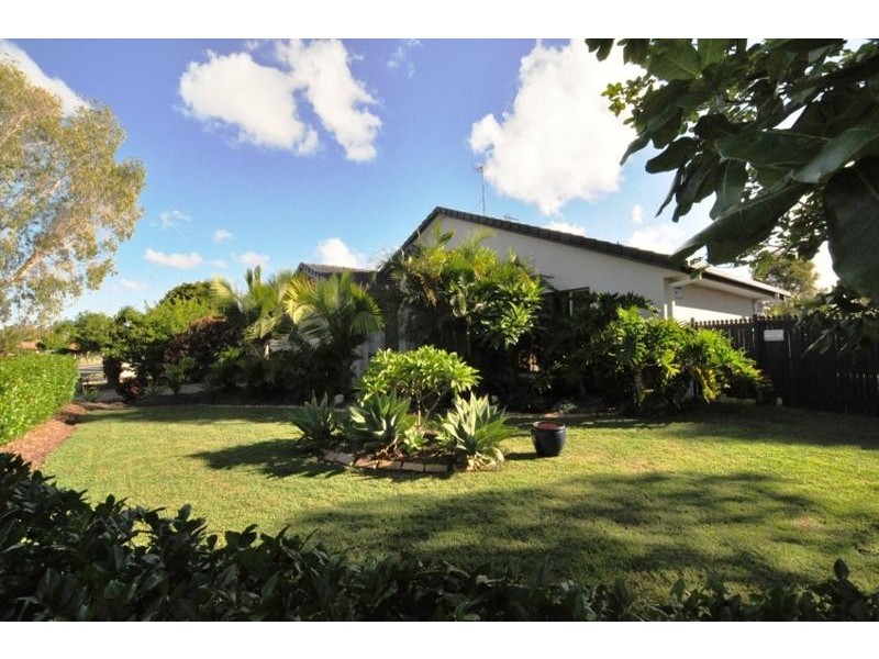 157 Monterey Keys Drive, Helensvale QLD 4212