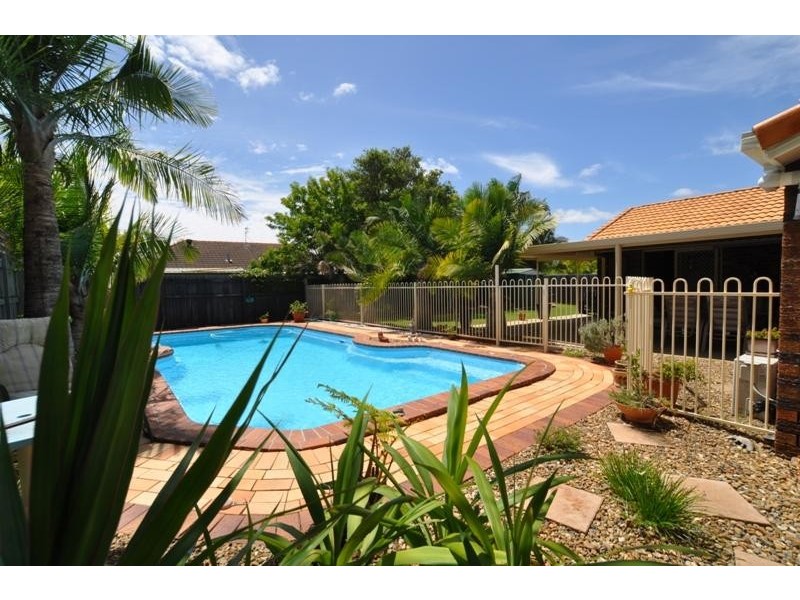 23 Westpark Court, Helensvale QLD 4212