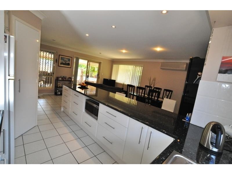 23 Westpark Court, Helensvale QLD 4212