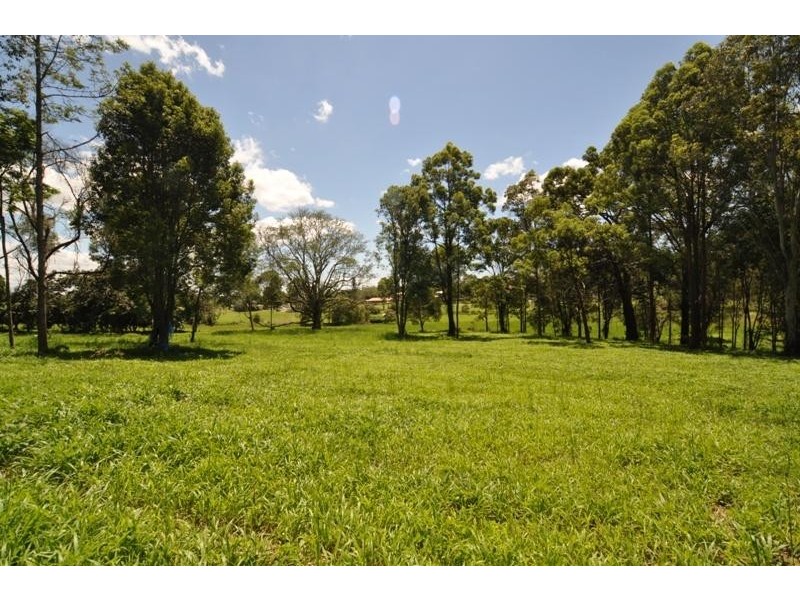 24 Bonogin Road, Mudgeeraba QLD 4213