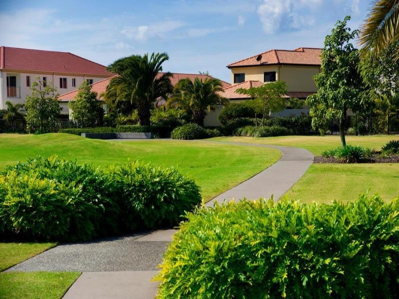 2560 Cressbrook Drive, Hope Island QLD 4212