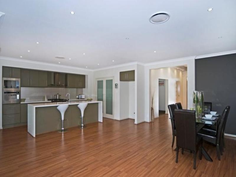 2 Cabriolet Court, Upper Coomera QLD 4209