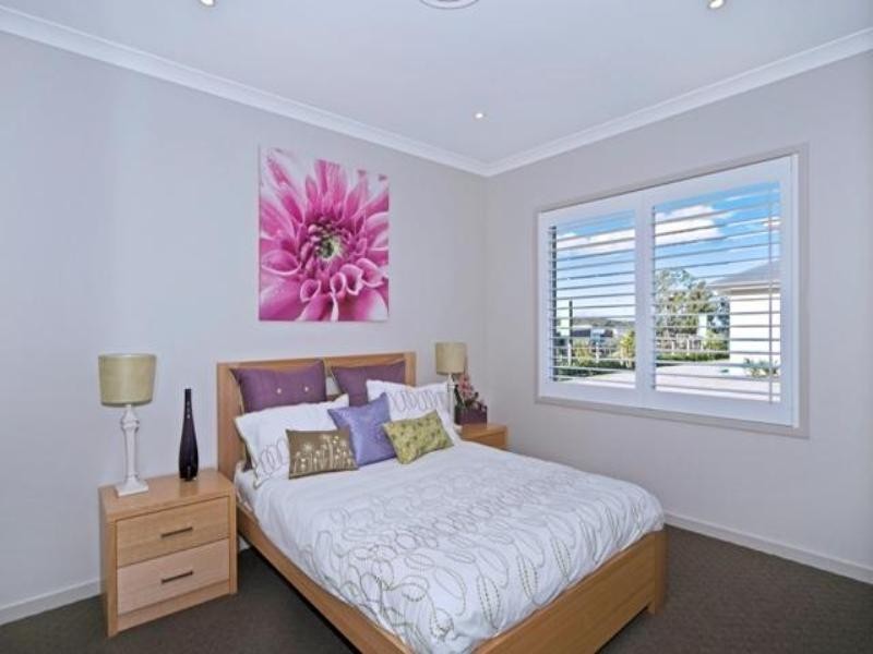 2 Cabriolet Court, Upper Coomera QLD 4209