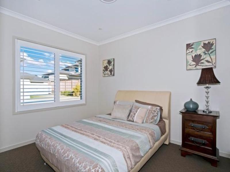 2 Cabriolet Court, Upper Coomera QLD 4209