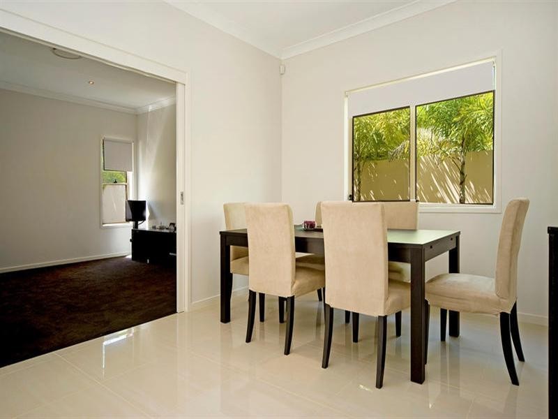 6001 The Lakes Drive, Hope Island QLD 4212