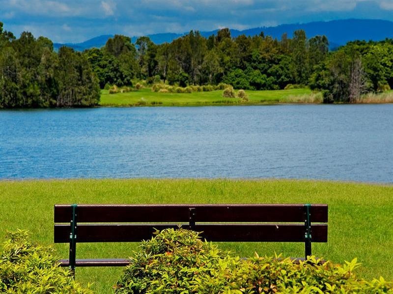 6001 The Lakes Drive, Hope Island QLD 4212