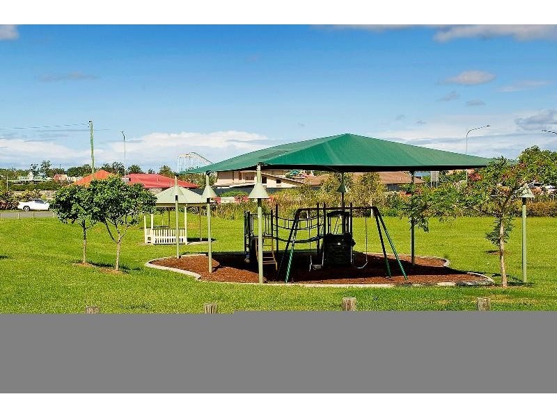 2/2 Bethany Place, Upper Coomera QLD 4209